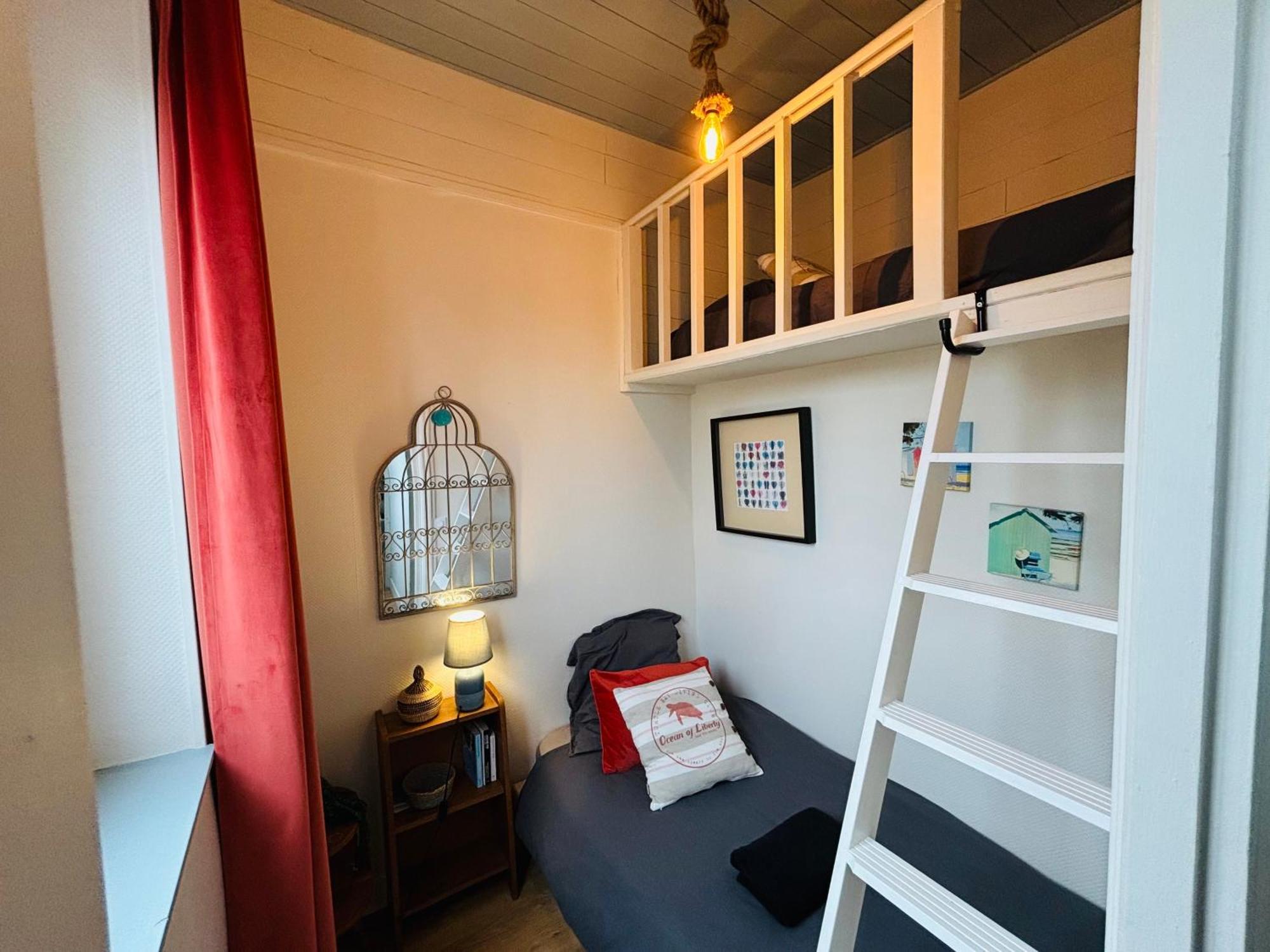 Jolie Cottage Idealement Situee องเฟลอร์ ภายนอก รูปภาพ